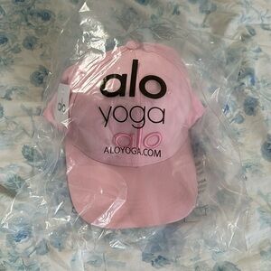 ALO Yoga Performance Off Duty Cap Hat NWT Powder Pink